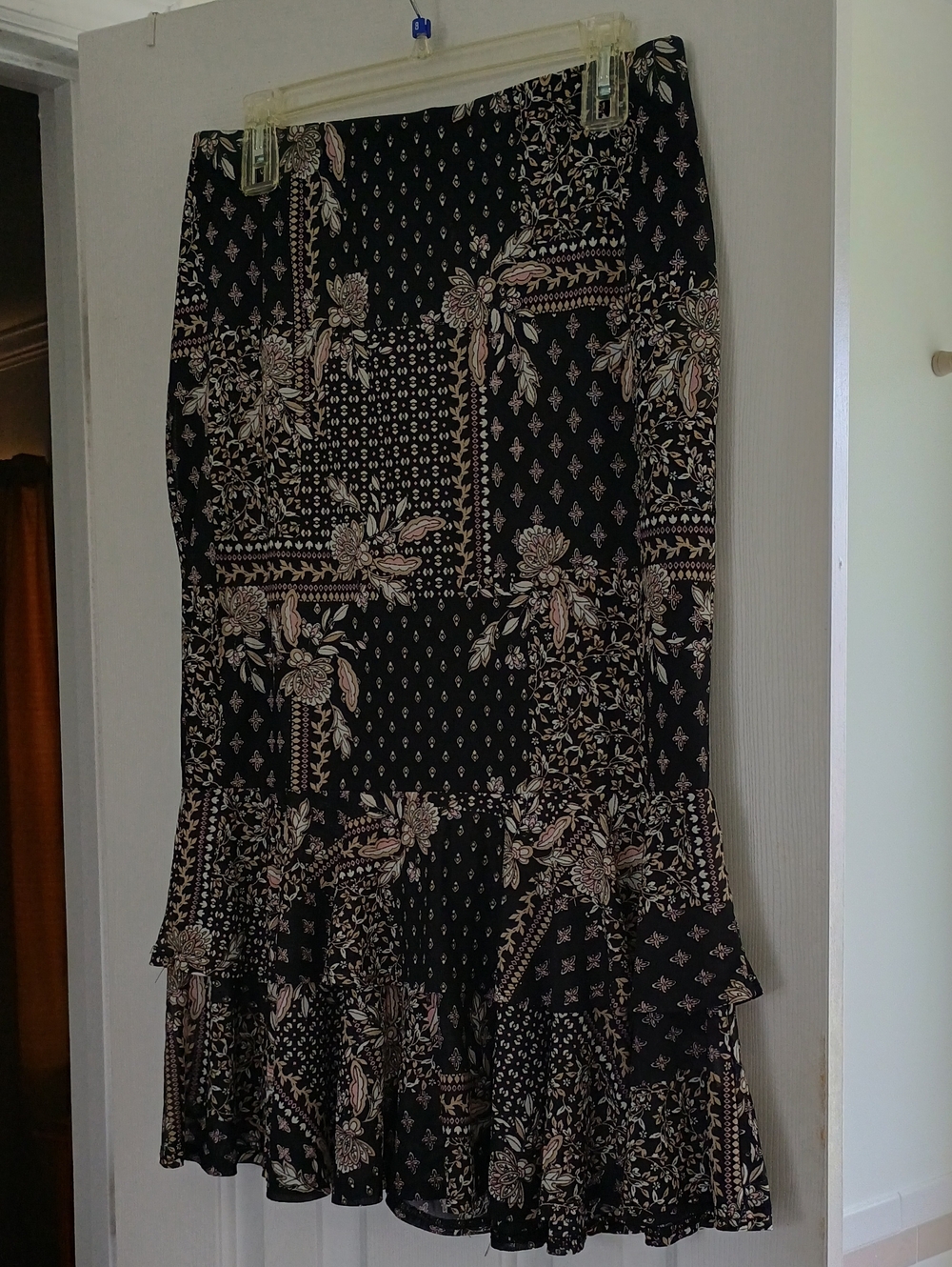 Black Floral Geometric Tiered Midi Skirt